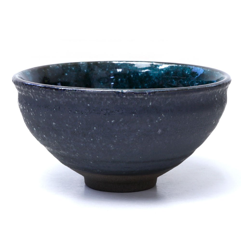 http://www.matchajp.net/cdn/shop/products/matcha-tea-bowl-mino-ware-blue-grotto-147515.jpg?v=1680058344